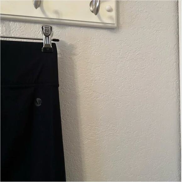 ALL ACCESS Tour Cropped Colorblock Leggings - Picture 7 of 8